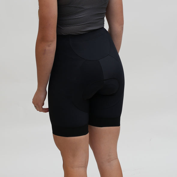 Le short noir Plus pour femme 